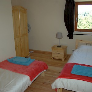 Twin bedroom 1